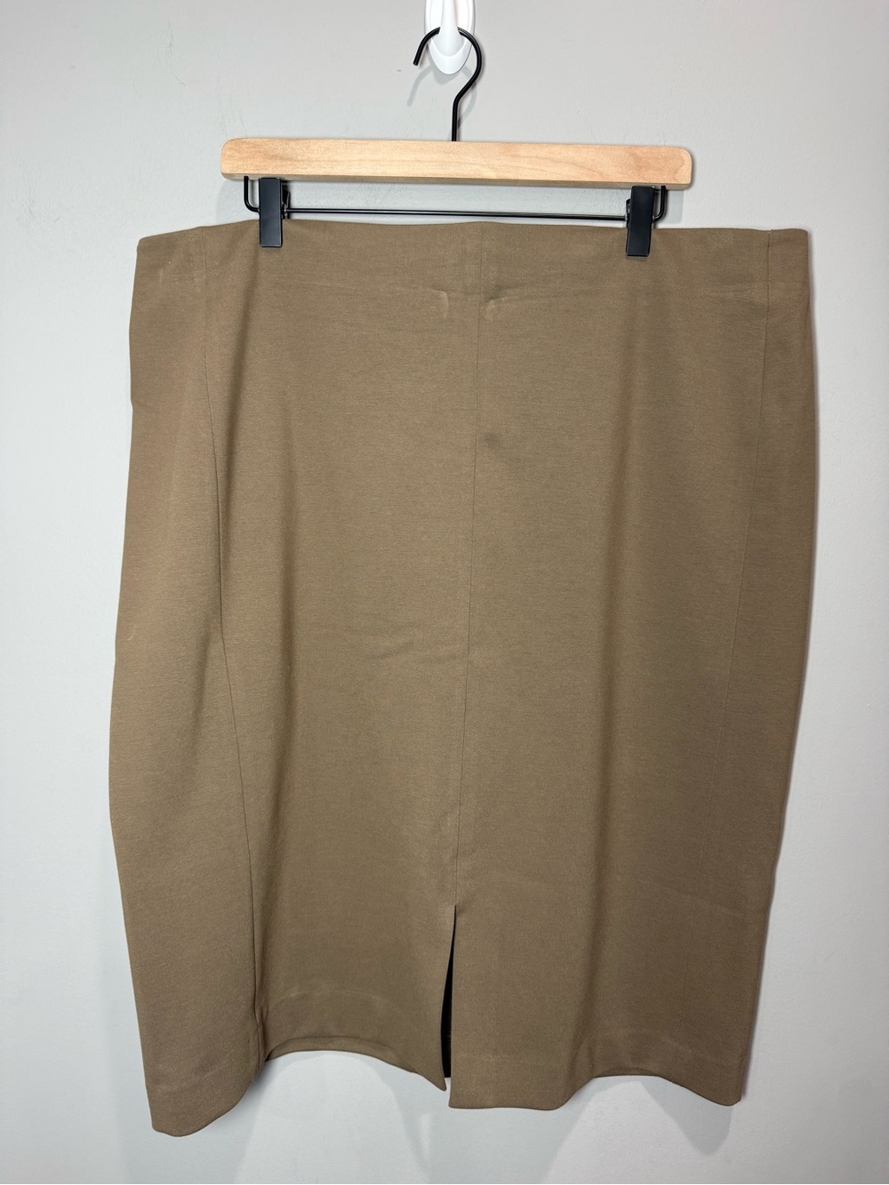 MM.LaFleur Camel Knit Midi Pencil Skirt Size +3 Career Office Minimalist‎